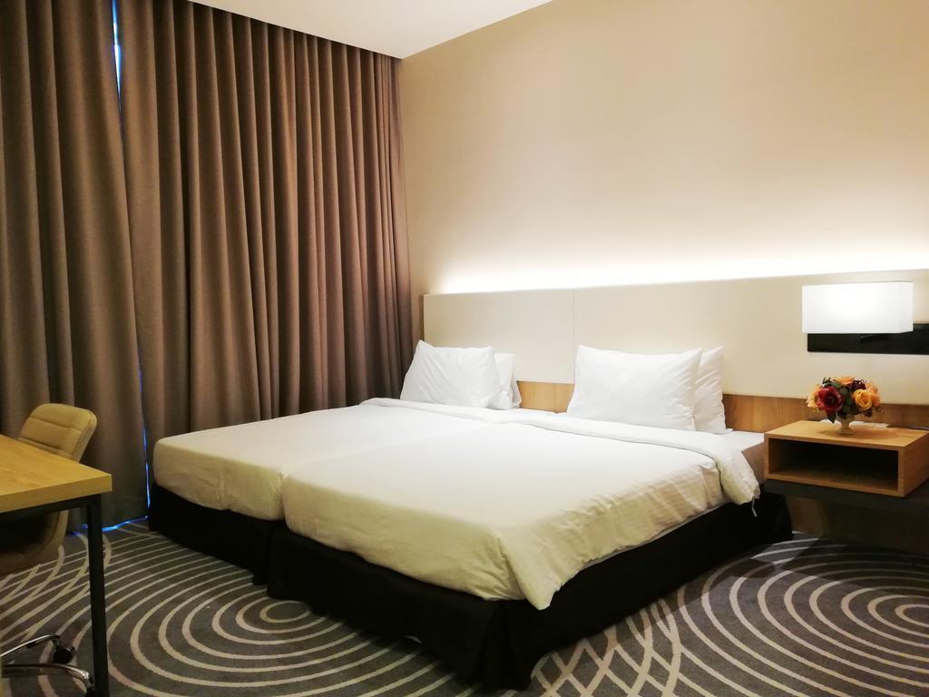 Upper View Regalia Hotel Kuala Lumpur Esterno foto