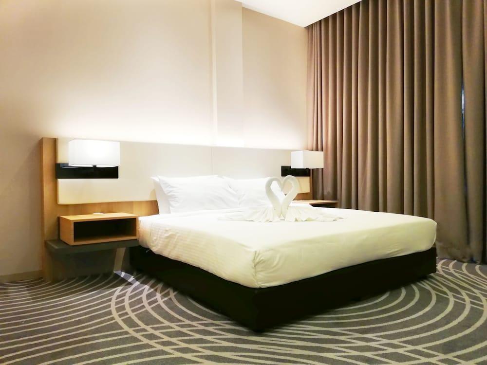 Upper View Regalia Hotel Kuala Lumpur Esterno foto